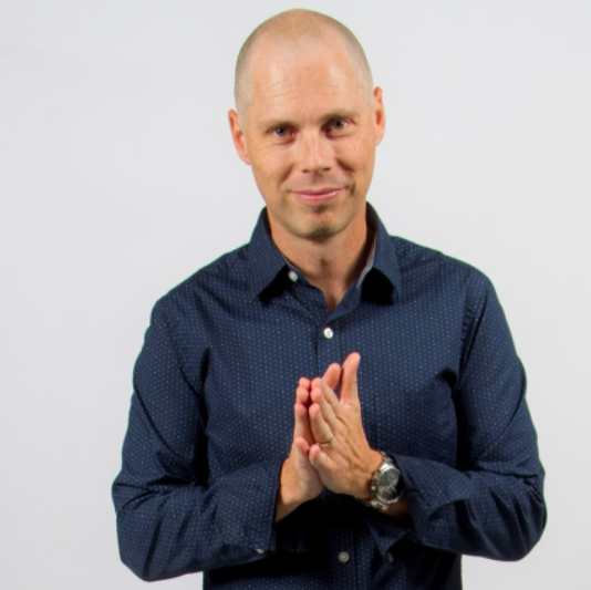 Engaging Personalities Host, Anders Boulanger