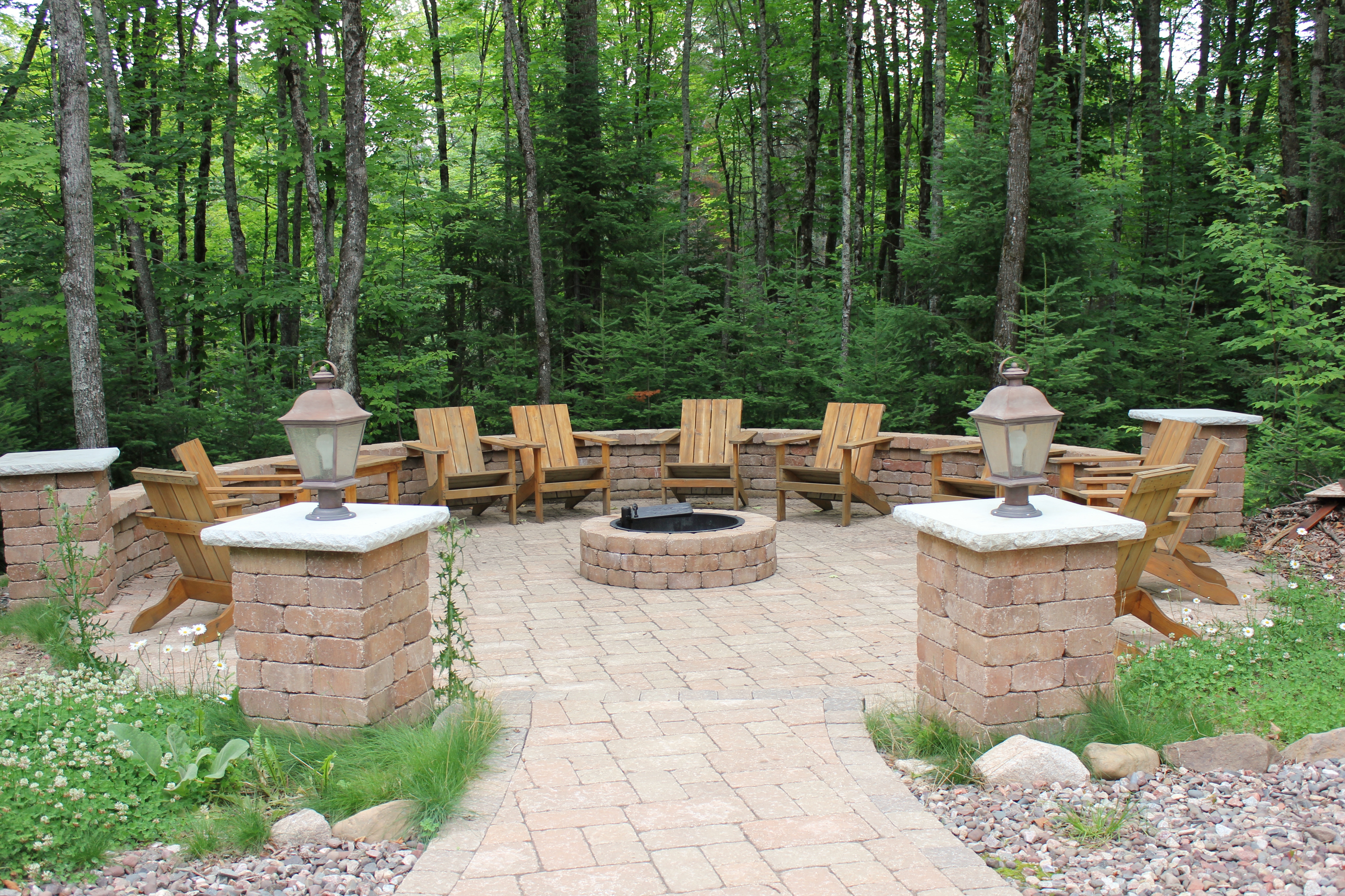 Peninsula harbor blue outcroppings
