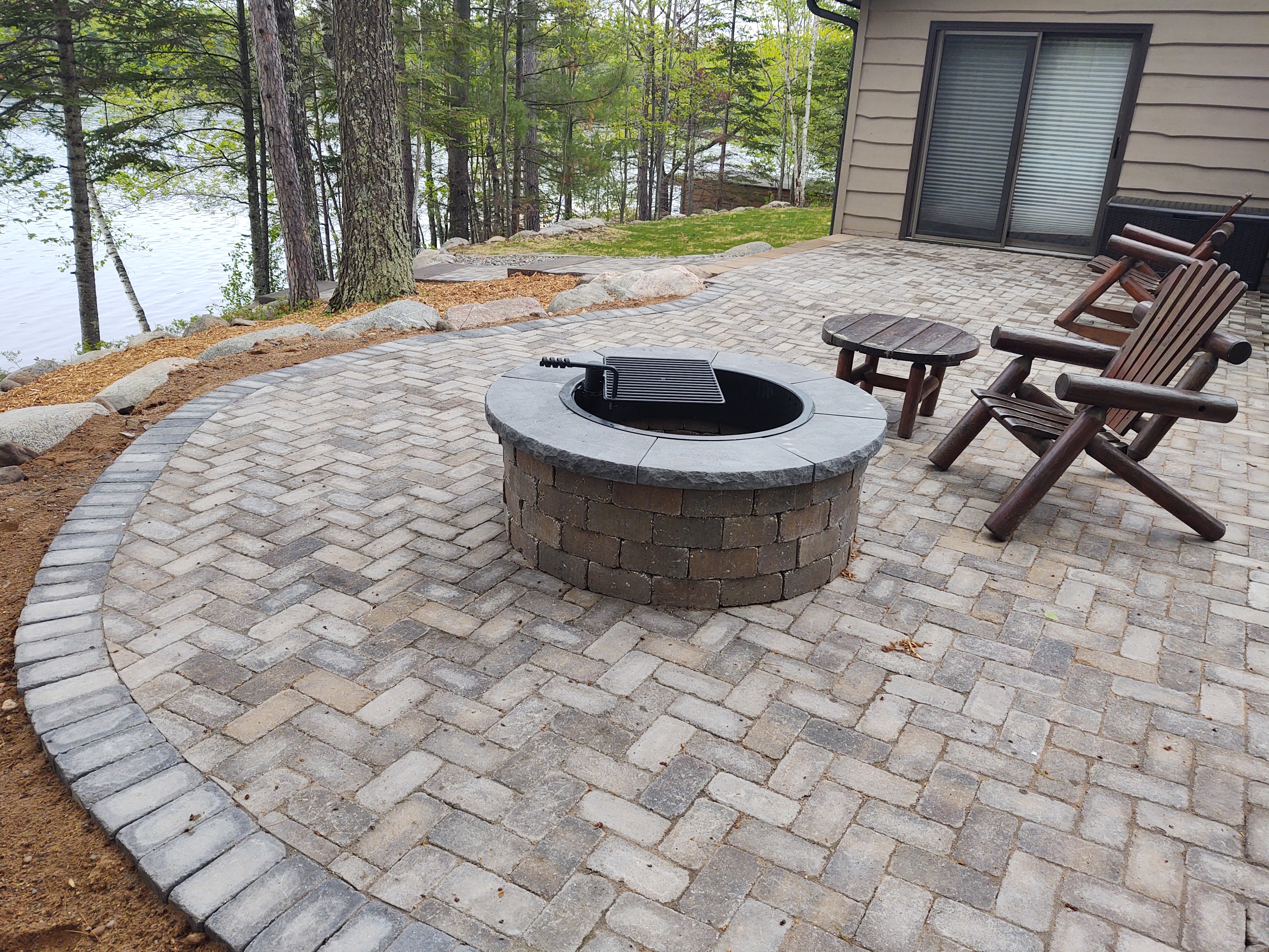 Peninsula harbor blue outcroppings